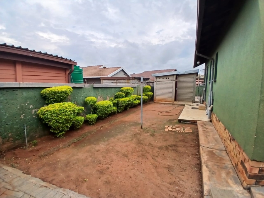 3 Bedroom Property for Sale in Tlhabane West North West